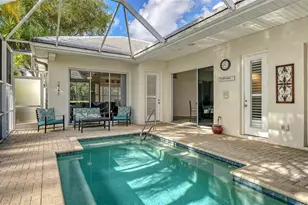 533 Fallbrook Dr, Venice, FL 34292 - Photo 4