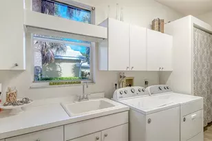 533 Fallbrook Dr, Venice, FL 34292 - Photo 32