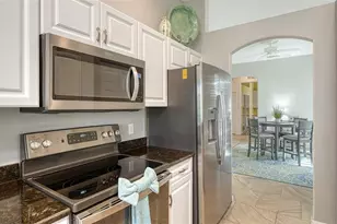 533 Fallbrook Dr, Venice, FL 34292 - Photo 14