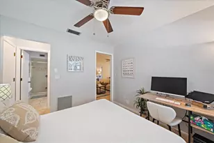 3246 Maiden Ln, Sarasota, FL 34231 - Photo 22