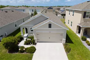 17067 Oval Rum Dr, Wimauma, FL 33598 - Photo 16