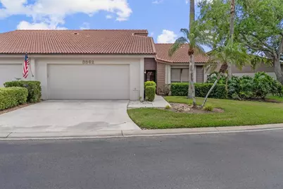 3862 Wilshire Circle W #107, Sarasota, FL 34238 - Photo 2