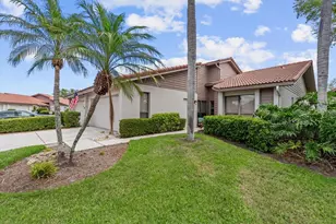 3862 Wilshire Cir W, Sarasota, FL 34238 - Photo 2