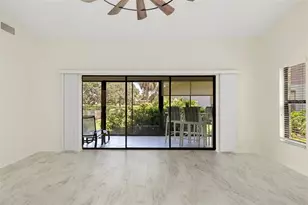 3862 Wilshire Cir W, Sarasota, FL 34238 - Photo 10