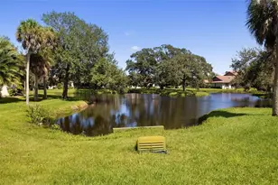 3862 Wilshire Cir W, Sarasota, FL 34238 - Photo 48