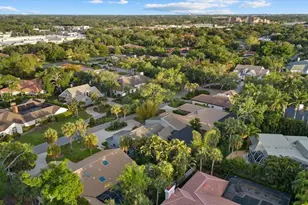 4891 Peregrine Point E, Sarasota, FL 34231 - Photo 70