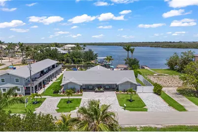 12200 Shoreview Drive, Cape Coral, FL 33993 - Photo 4