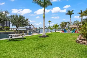 12200 Shoreview Dr, Cape Coral, FL 33993 - Photo 32