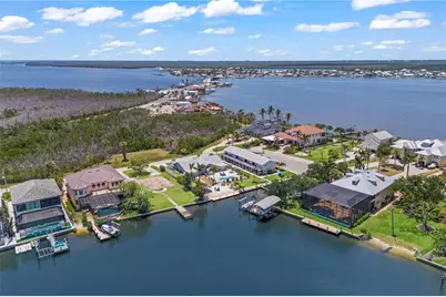 12200 Shoreview Drive, Cape Coral, FL 33993 - Photo 18