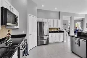 1915 Harbour Links Cir, Longboat Key, FL 34228 - Photo 8