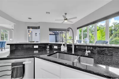 1915 Harbour Links Circle #6, Longboat Key, FL 34228 - Photo 8