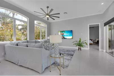 1915 Harbour Links Circle #6, Longboat Key, FL 34228 - Photo 2