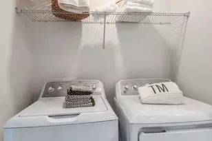 10585 Orbit Ter, Sarasota, FL 34241 - Photo 20