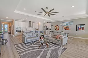 17022 Cresswind Ter, Lakewood Ranch, FL 34211 - Photo 12