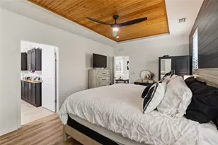 8342 Enclave Way, Sarasota, FL 34243 - Photo 20