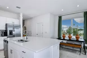 5821 Biscotti St, Nokomis, FL 34275 - Photo 4