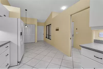 7935 Woodpointe Court #21, Sarasota, FL 34238 - Photo 8