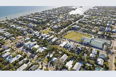 416 Magnolia Avenue, Anna Maria, FL 34216 - Photo 24