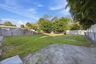 416 Magnolia Ave, Anna Maria, FL 34216 - Photo 22