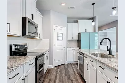 17535 Cantarina Cove, Lakewood Ranch, FL 34211 - Photo 22