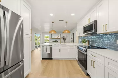 2273 Lakewood Drive, Nokomis, FL 34275 - Photo 8