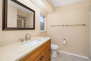 5462 Cynthia Ln, Sarasota, FL 34235 - Photo 22