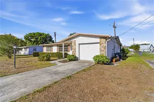 1601 4th Ave W, Palmetto, FL 34221 - Photo 2