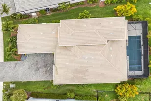 8145 Grande Shores Dr, Sarasota, FL 34240 - Photo 68