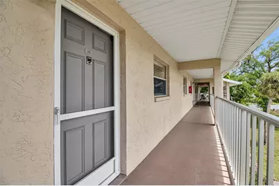 3987 Maceachen Boulevard #133, Sarasota, FL 34233 - Photo 4