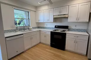 3987 Maceachen Blvd, Sarasota, FL 34233 - Photo 2