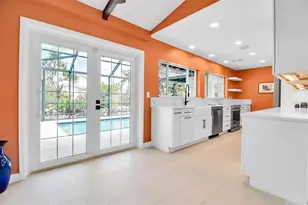 608 Gardenia Dr, Venice, FL 34285 - Photo 12