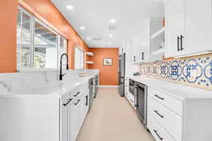 608 Gardenia Dr, Venice, FL 34285 - Photo 6