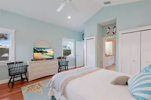 5701 Carissa St, Holmes Beach, FL 34217 - Photo 44