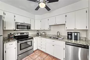 312 Canal Rd, Sarasota, FL 34242 - Photo 6