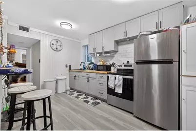 540 1/2 7th Avenue N, Saint Petersburg, FL 33701 - Photo 4