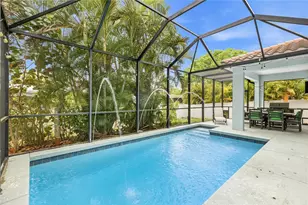 5603 Aaron Ct, Sarasota, FL 34232 - Photo 2