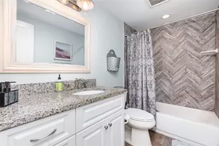 3811 101st St W, Bradenton, FL 34210 - Photo 12