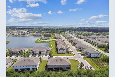 633 Royal Empress Drive, Ruskin, FL 33570 - Photo 10