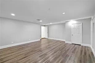 2380 Lockwood Meadows Way, Sarasota, FL 34234 - Photo 12