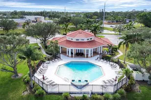 1015 Villagio Cir, Sarasota, FL 34237 - Photo 38