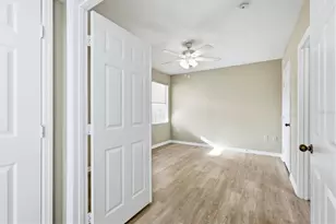 1015 Villagio Cir, Sarasota, FL 34237 - Photo 20