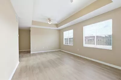 1015 Villagio Circle #202, Sarasota, FL 34237 - Photo 8