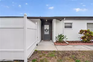 3501 N Village Ct, Sarasota, FL 34231 - Photo 4