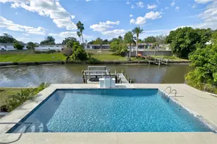 3636 Mineola Dr, Sarasota, FL 34239 - Photo 26
