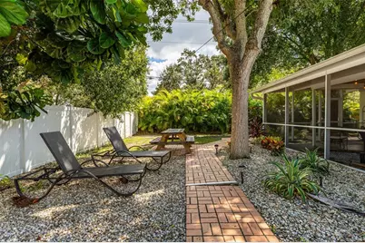 2363 Milford Circle, Sarasota, FL 34239 - Photo 24