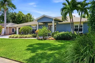 1880 Loma Linda St, Sarasota, FL 34239 - Photo 2