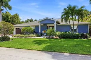 1880 Loma Linda St, Sarasota, FL 34239 - Photo 2