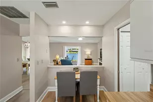 5207 88th St W, Bradenton, FL 34210 - Photo 6