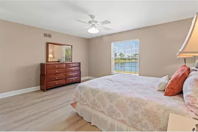 5207 88th Street W, Bradenton, FL 34210 - Photo 8