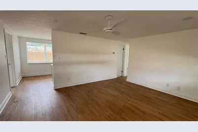 3806 Asbury Place, Sarasota, FL 34232 - Photo 6